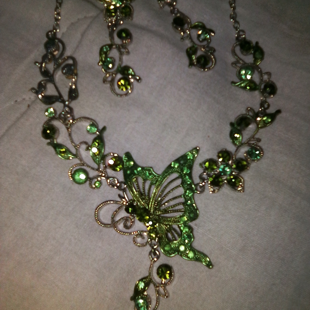 Elegant Green Butterfly Necklace